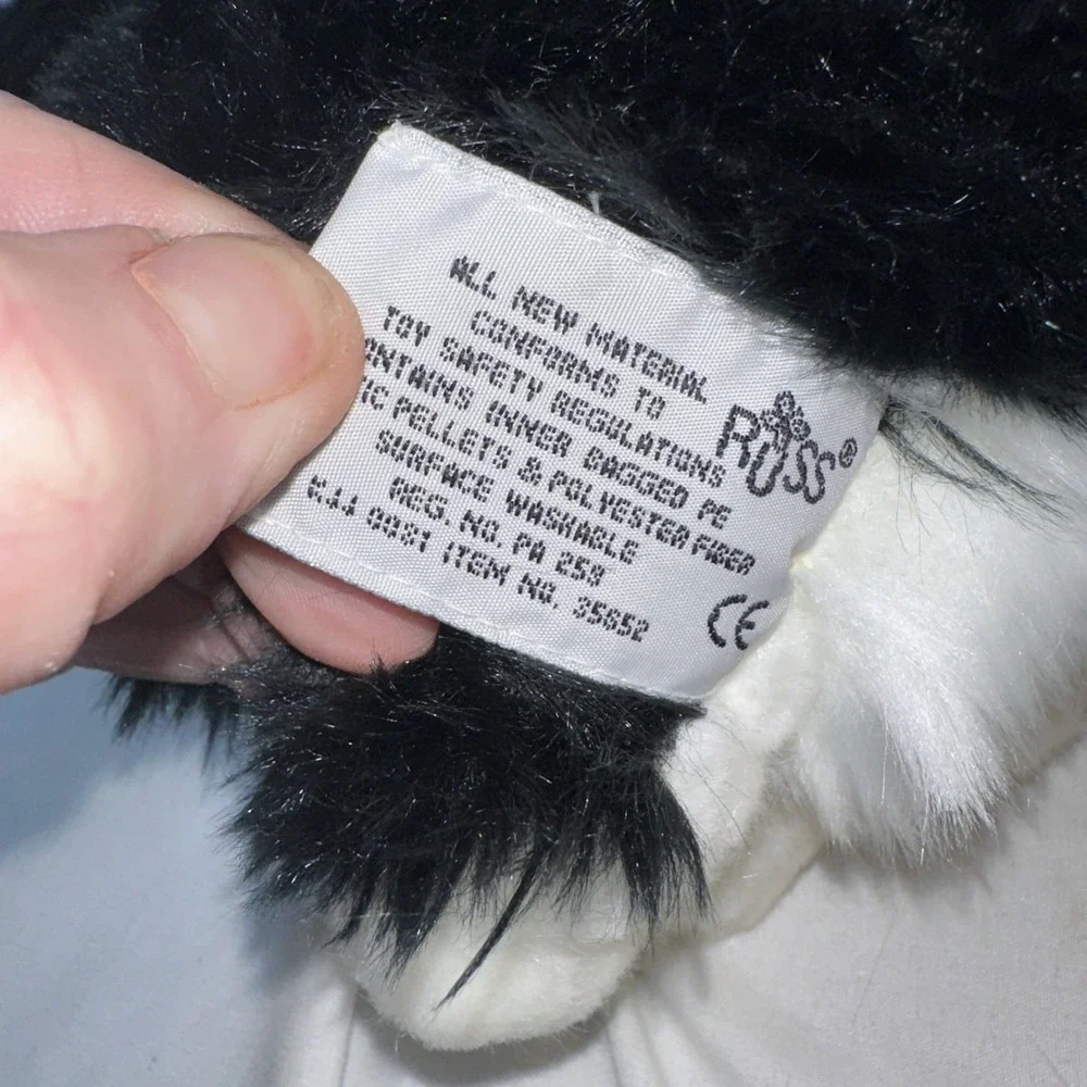 VTG Russ Berrie Yomiko Classic Calico Tuxedo Cat Plush Toy #35652 NOS